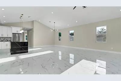 2839 60th Avenue N, Saint Petersburg, FL 33714 - Photo 8