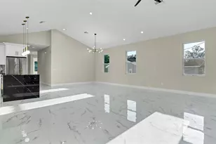 2839 60th Ave N, Saint Petersburg, FL 33714 - Photo 8