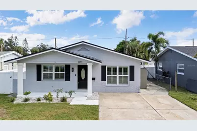 1872 New Hampshire Avenue NE, Saint Petersburg, FL 33703 - Photo 1