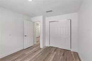 1872 New Hampshire Ave NE, Saint Petersburg, FL 33703 - Photo 10