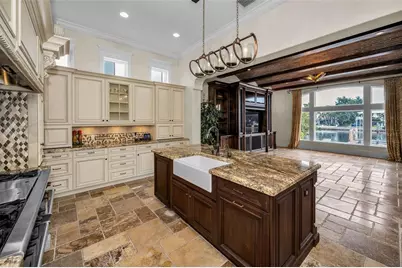 801 Brightwaters Boulevard NE, Saint Petersburg, FL 33704 - Photo 22