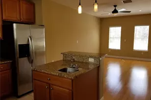 4523 Legacy Park Dr, Tampa, FL 33611 - Photo 8