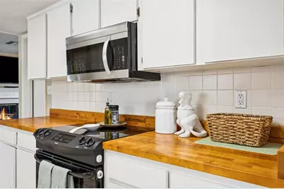 413 Montrose Avenue, Temple Terrace, FL 33617 - Photo 12