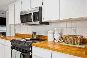 413 Montrose Ave, Temple Terrace, FL 33617 - Photo 12