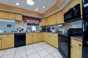 8976 Lake Dr, New Port Richey, FL 34654 - Photo 16