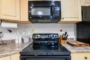 8976 Lake Dr, New Port Richey, FL 34654 - Photo 18