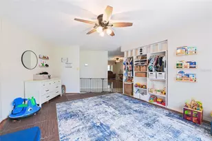 8976 Lake Dr, New Port Richey, FL 34654 - Photo 6