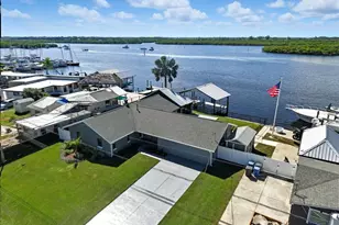 3422 W Shell Point Rd, Ruskin, FL 33570 - Photo 52