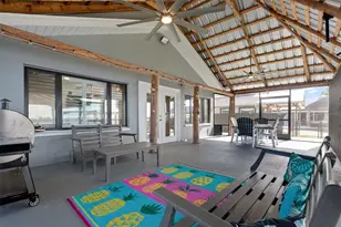 3422 W Shell Point Rd, Ruskin, FL 33570 - Photo 20