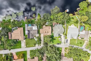 19254 Blount Rd, Lutz, FL 33558 - Photo 32