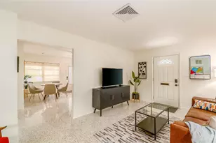 723 S Wilson Ave, Lakeland, FL 33801 - Photo 2