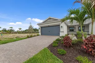 1596 Tavira Pl, Englewood, FL 34223 - Photo 4