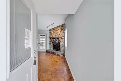 1712 N Club Court, Tampa, FL 33612 - Photo 4