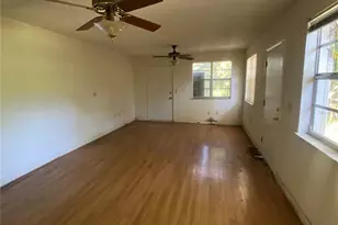 805 W 129th Ave, Tampa, FL 33612 - Photo 12