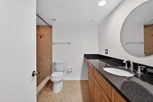 9558 Tara Cay Ct, Seminole, FL 33776 - Photo 32