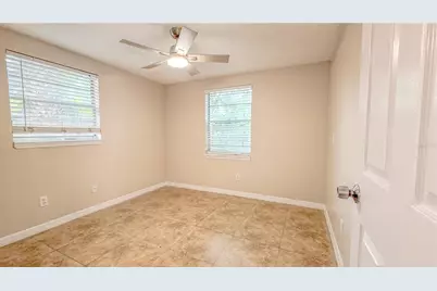 6715 River Road, Tampa, FL 33615 - Photo 16