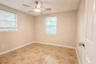 6715 River Rd, Tampa, FL 33615 - Photo 16