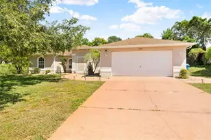 6492 Blackbird Ave, Weeki Wachee, FL 34613 - Photo 1