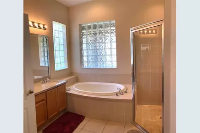 1012 Regal Manor Way, Sun City Center, FL 33573 - Photo 22