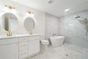 17010 Melba Ln, Lutz, FL 33549 - Photo 12