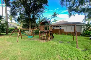 479 Briland St, Tarpon Springs, FL 34689 - Photo 48