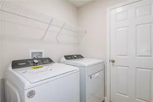 3719 King Hill Dr, Haines City, FL 33844 - Photo 8