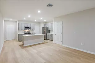 3719 King Hill Dr, Haines City, FL 33844 - Photo 14