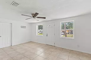 3426 Kimberly Oaks Dr, Holiday, FL 34691 - Photo 10
