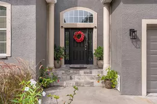 602 Dartmouth Ave E, Oldsmar, FL 34677 - Photo 2