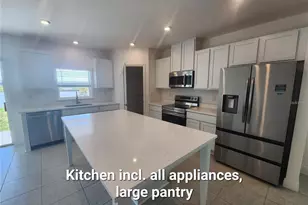 32118 Pond Apple Bnd, San Antonio, FL 33576 - Photo 4