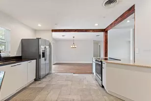 5529 Yorkshire Way, Sarasota, FL 34231 - Photo 14