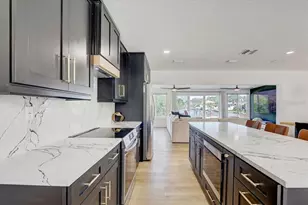 265 96th Ave N, Saint Petersburg, FL 33702 - Photo 4