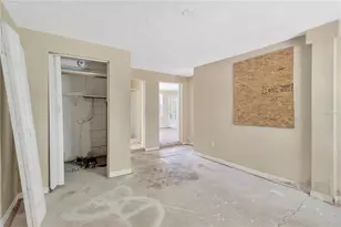 37317 Lemon Ave, Zephyrhills, FL 33541 - Photo 20