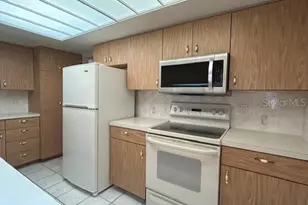 5038 54th Way N, Saint Petersburg, FL 33709 - Photo 6