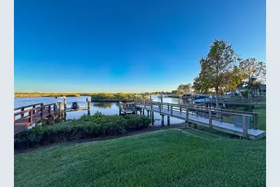 1881 Riveredge Drive, Tarpon Springs, FL 34689 - Photo 44