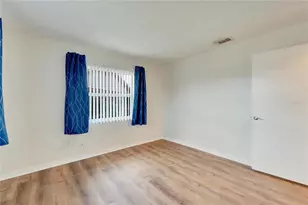 1010 Yellowbird Pl, Sun City Center, FL 33573 - Photo 22