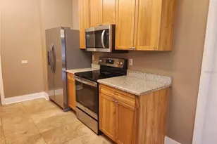 1923 W Pine St, Tampa, FL 33607 - Photo 8