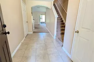 2516 Oleander Lakes Dr, Brandon, FL 33511 - Photo 2