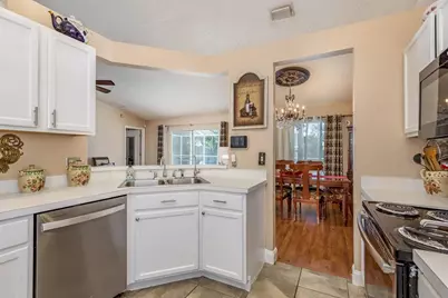 1786 Biarritz Circle, Tarpon Springs, FL 34689 - Photo 6