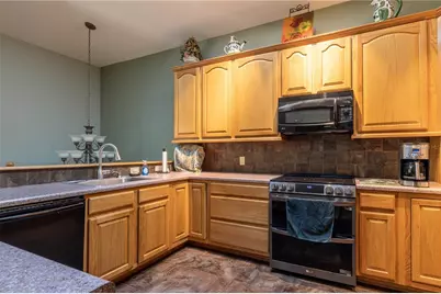 1252 E Lake Drive, Tarpon Springs, FL 34688 - Photo 28