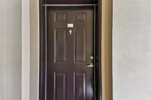 200 4th Ave S, Saint Petersburg, FL 33701 - Photo 8