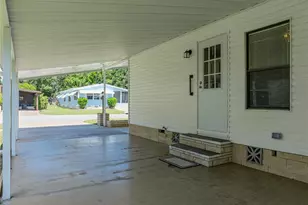 35106 McCulloughs Leap, Zephyrhills, FL 33541 - Photo 4