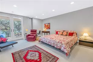 838 Monterey Blvd NE, Saint Petersburg, FL 33704 - Photo 32