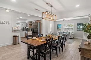 6750 W Flamingo Way S, Saint Petersburg, FL 33707 - Photo 10