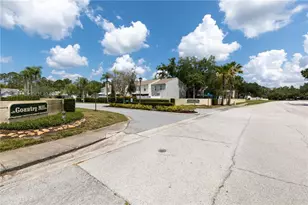16175 Rambling Vine Dr E, Tampa, FL 33624 - Photo 44