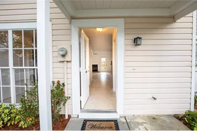 16175 Rambling Vine Drive E, Tampa, FL 33624 - Photo 32