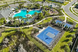 1213 Tahitian Sunrise Dr, Plant City, FL 33565 - Photo 6