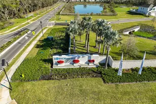 1213 Tahitian Sunrise Dr, Plant City, FL 33565 - Photo 4