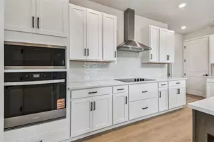 10645 Cres Crk Xing, Parrish, FL 34219 - Photo 8