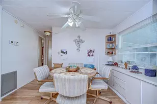 39443 Elgin Dr, Zephyrhills, FL 33542 - Photo 6